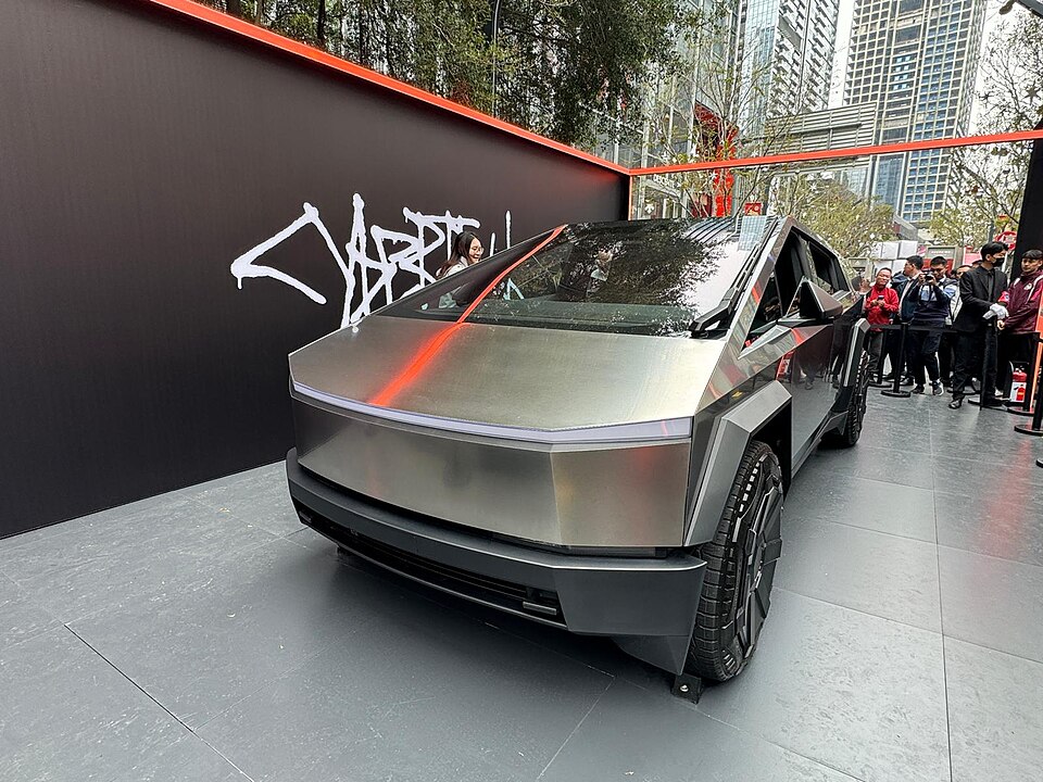 Tesla registers AI voice assistant in China as competition heats up in smart EV market